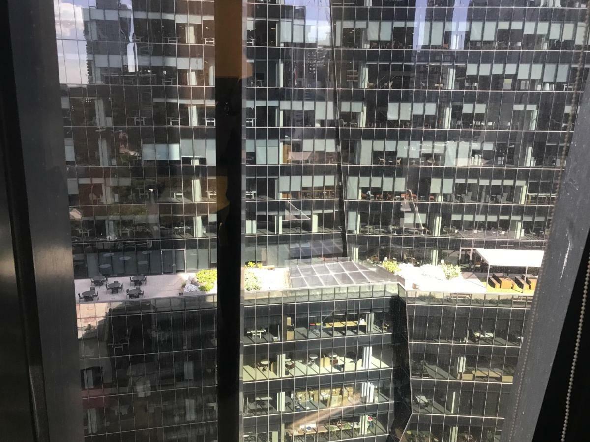 Winston Apartments Melbourne Eksteriør billede